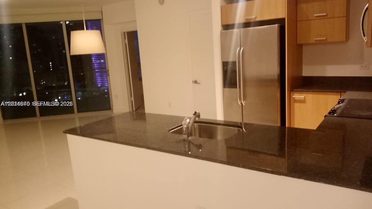 92 SW 3rd St #1904, Miami FL 33130