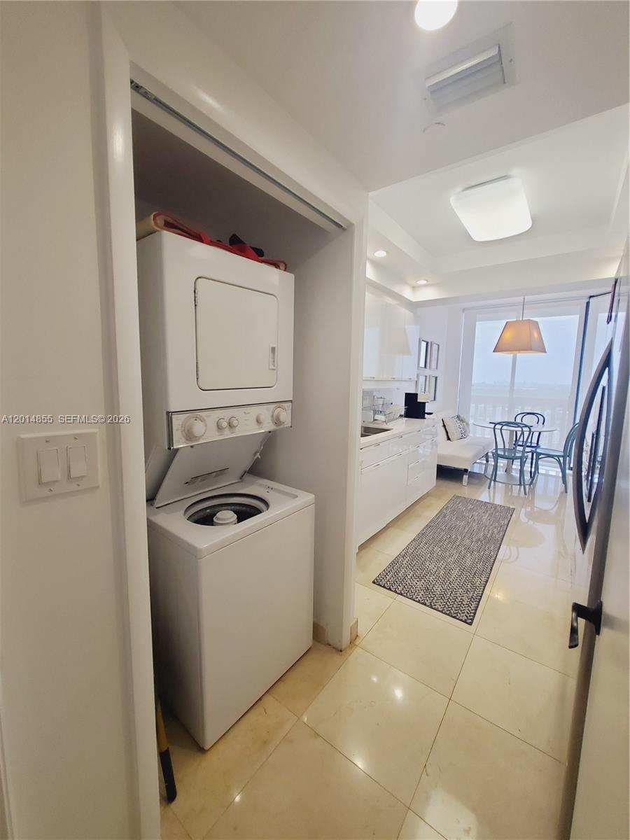 2000 Island Blvd #2703, Aventura FL 33160