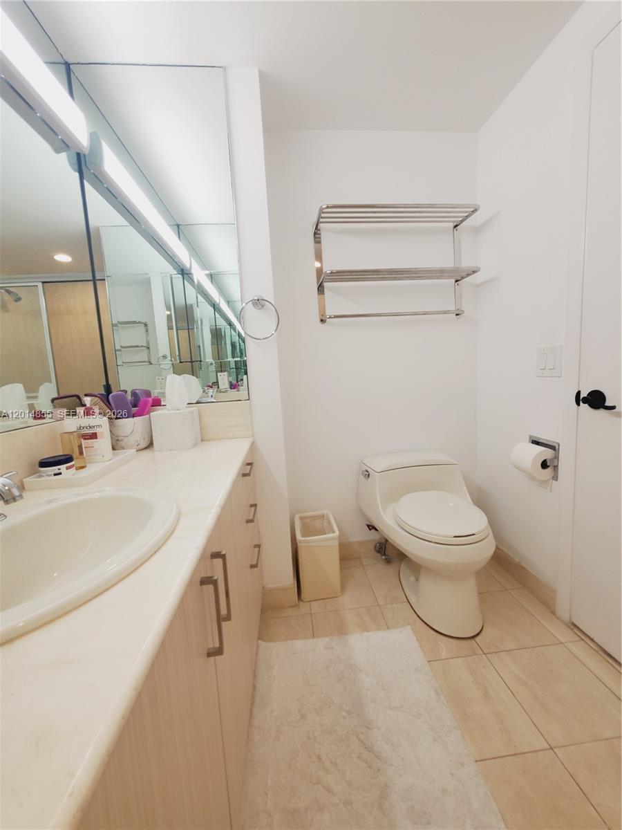 2000 Island Blvd #2703, Aventura FL 33160