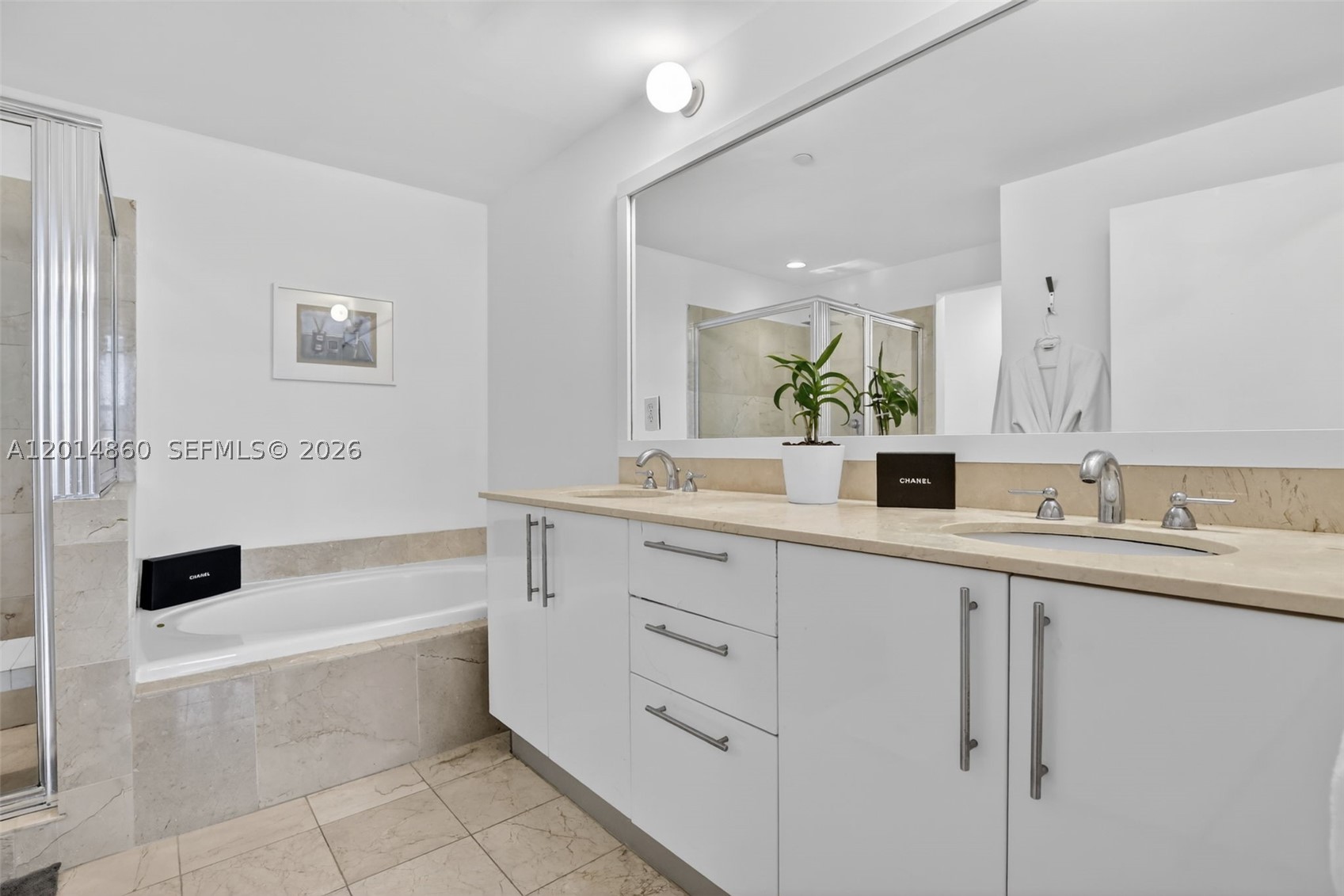 3330 NE 190th St #1817, Aventura FL 33180