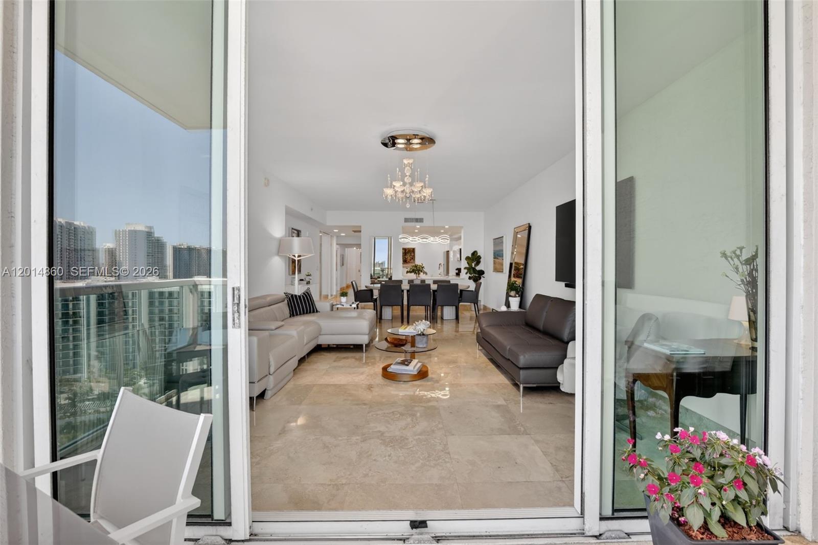 3330 NE 190th St #1817, Aventura FL 33180
