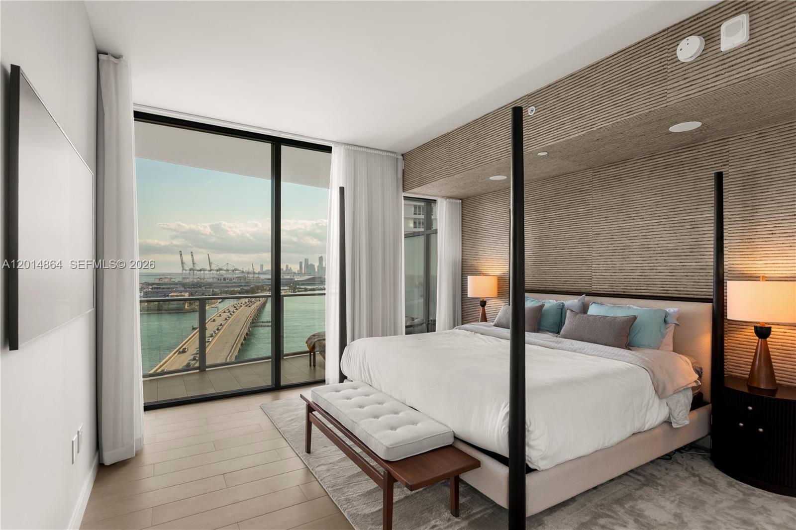 500 Alton Rd #1601, Miami Beach FL 33139