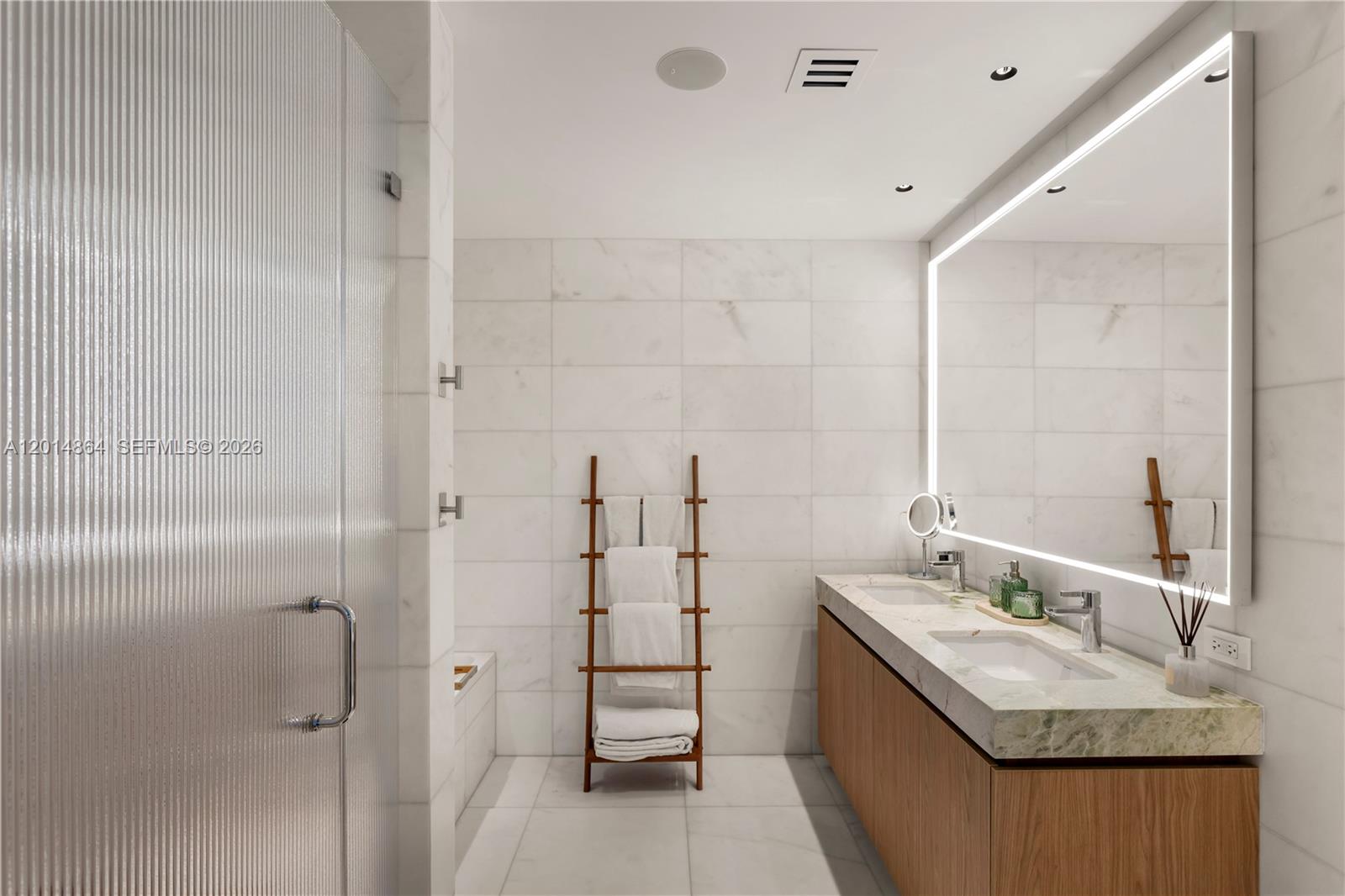 500 Alton Rd #1601, Miami Beach FL 33139