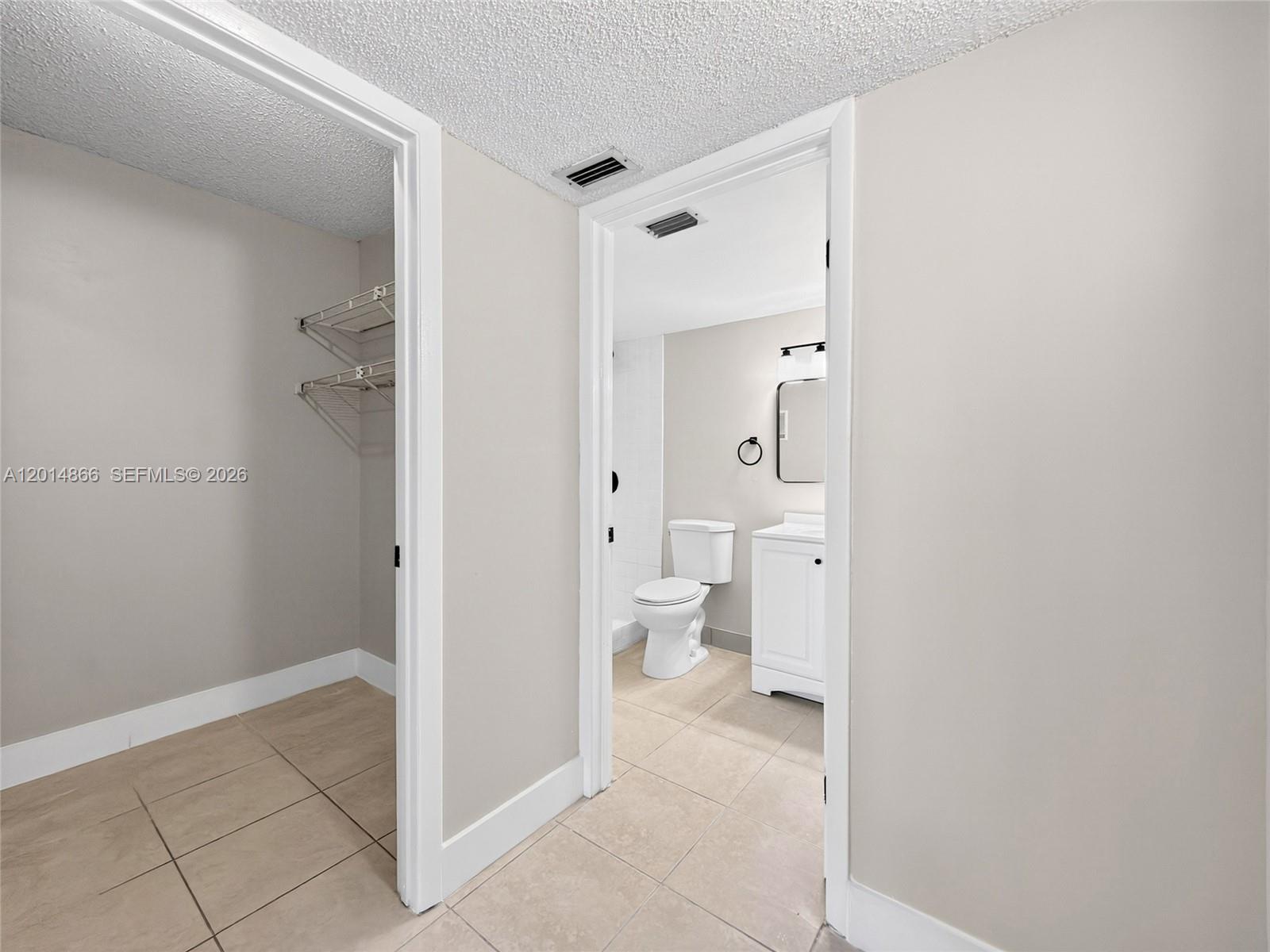 800 Independence Dr #800F, Homestead FL 33034