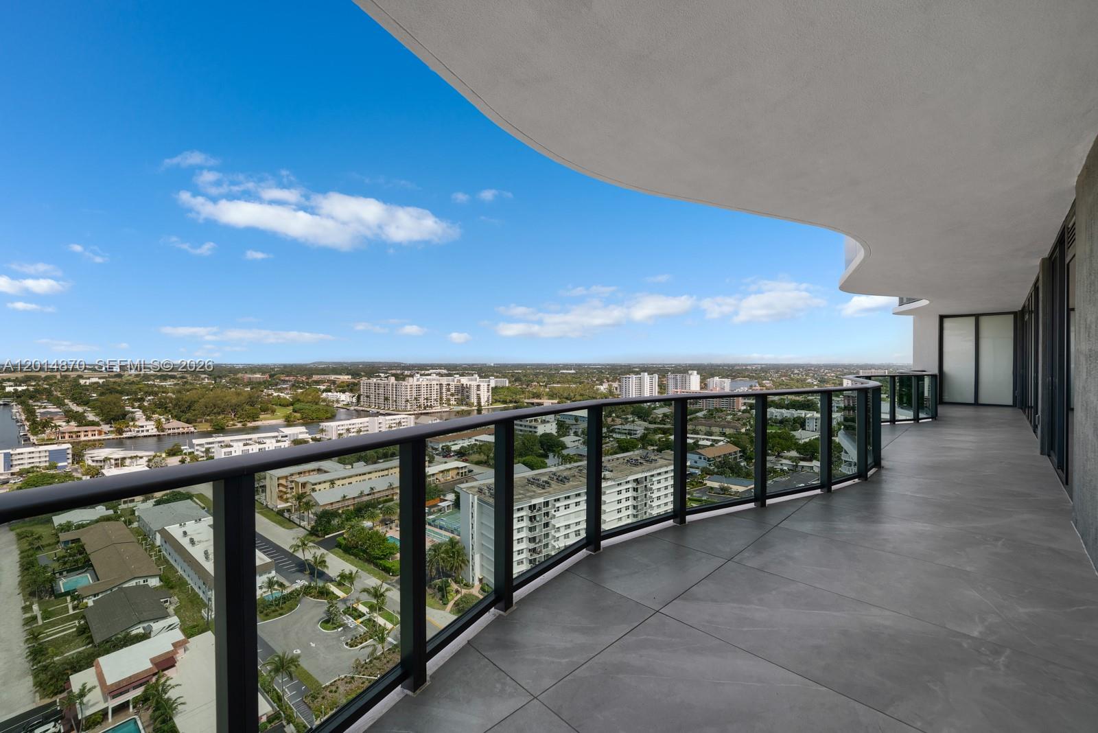 900 N Ocean Blvd #1903, Pompano Beach FL 33062