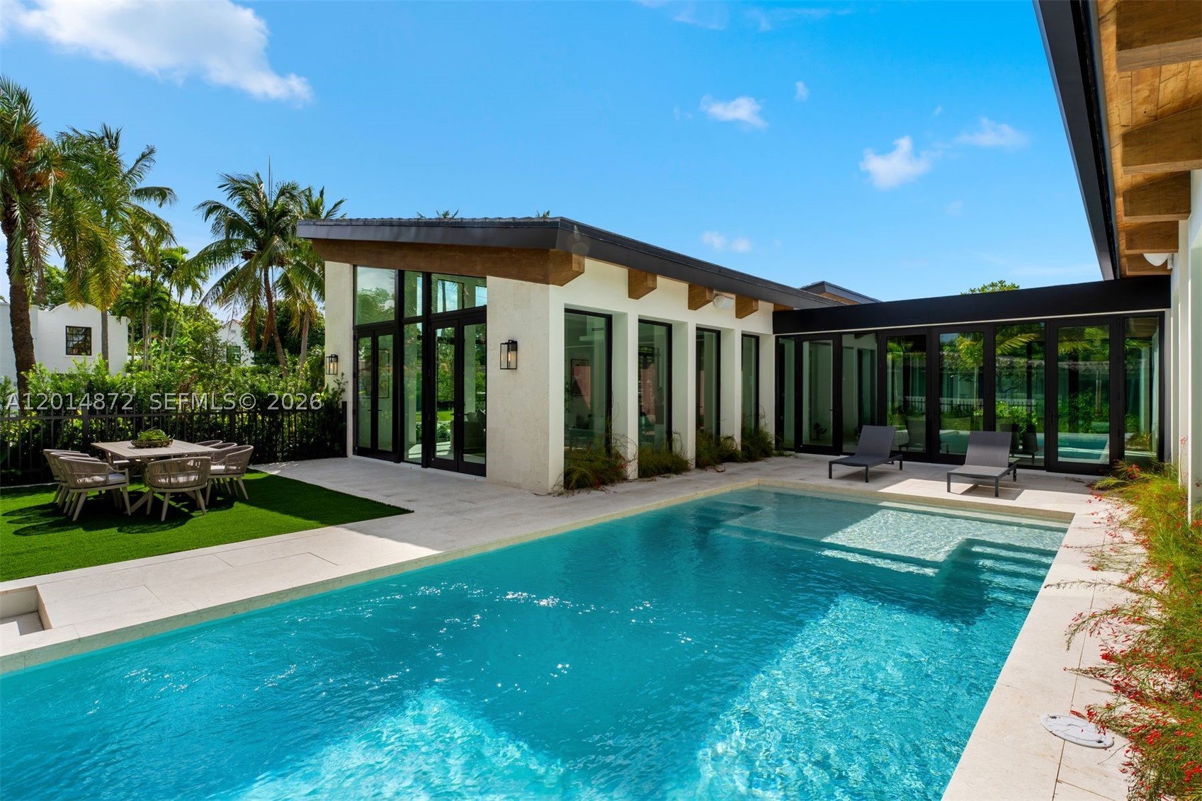 6716 San Vicente St, Coral Gables FL 33146