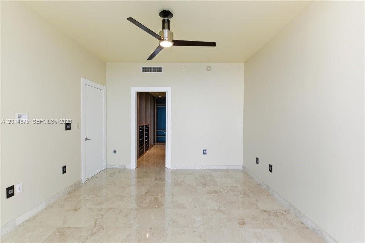900 Biscayne Blvd #3709, Miami FL 33132