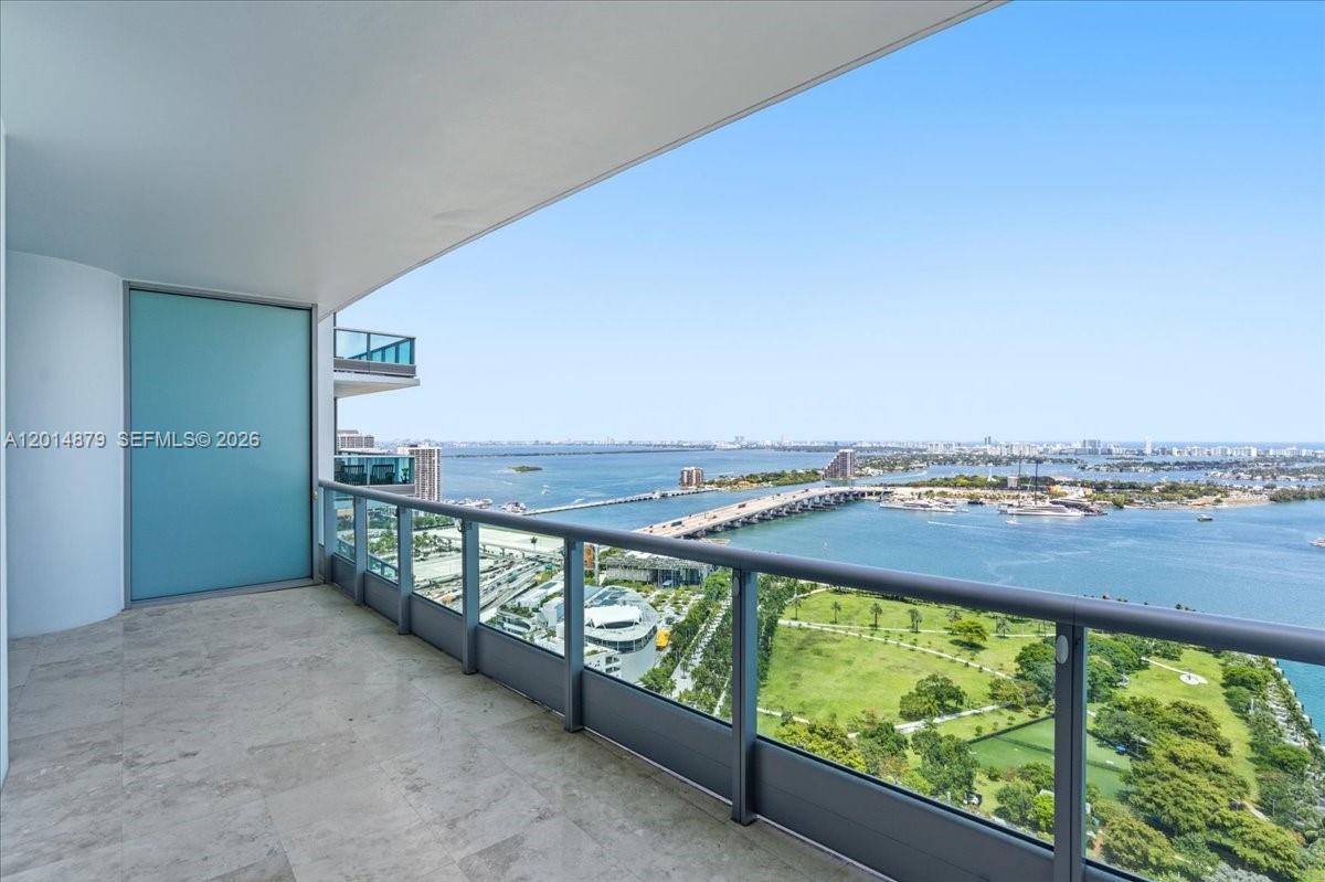 900 Biscayne Blvd #3709, Miami FL 33132