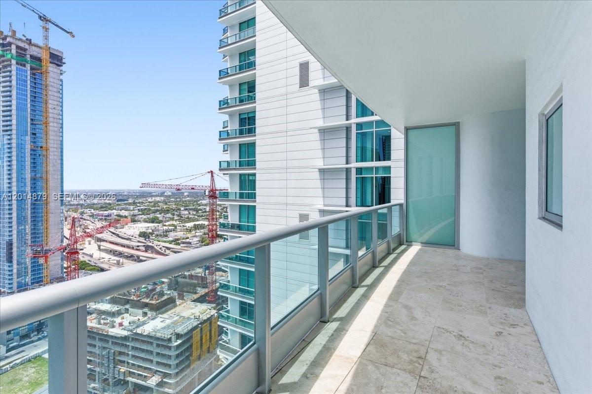 900 Biscayne Blvd #3709, Miami FL 33132