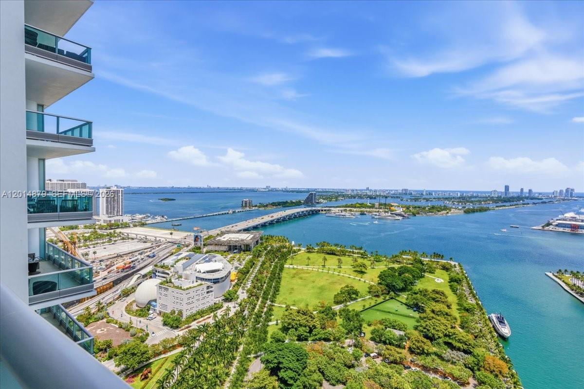 900 Biscayne Blvd #3709, Miami FL 33132