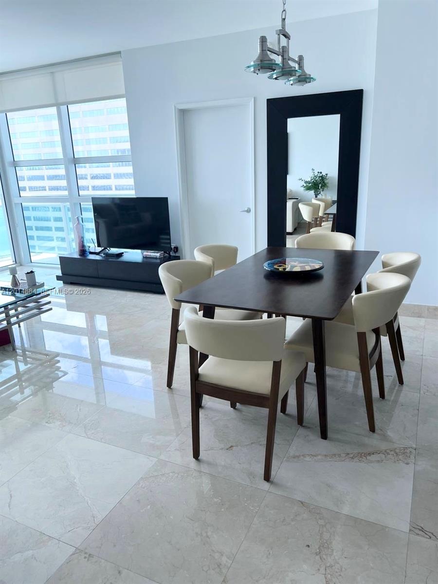950 Brickell Bay Dr #2711, Miami FL 33131