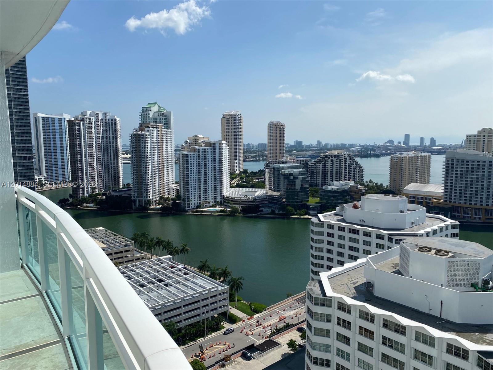 950 Brickell Bay Dr #2711, Miami FL 33131