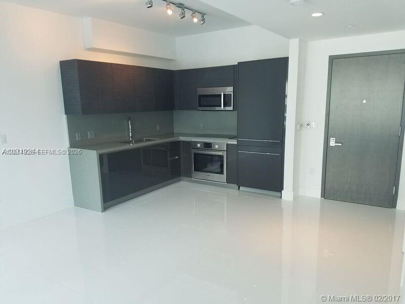 1080 Brickell Ave #909, Miami FL 33131