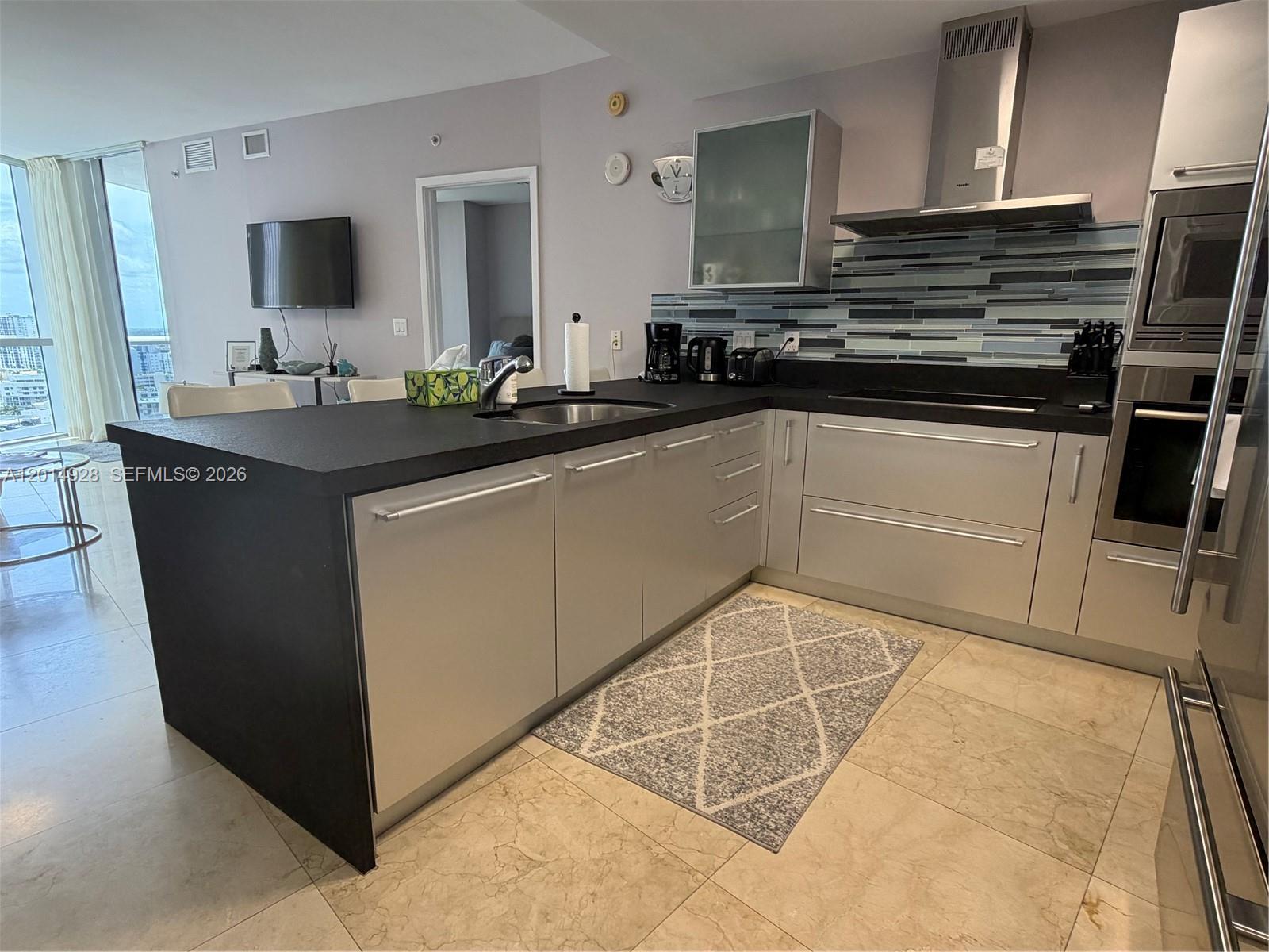 18201 Collins Ave #1908, Sunny Isles Beach FL 33160