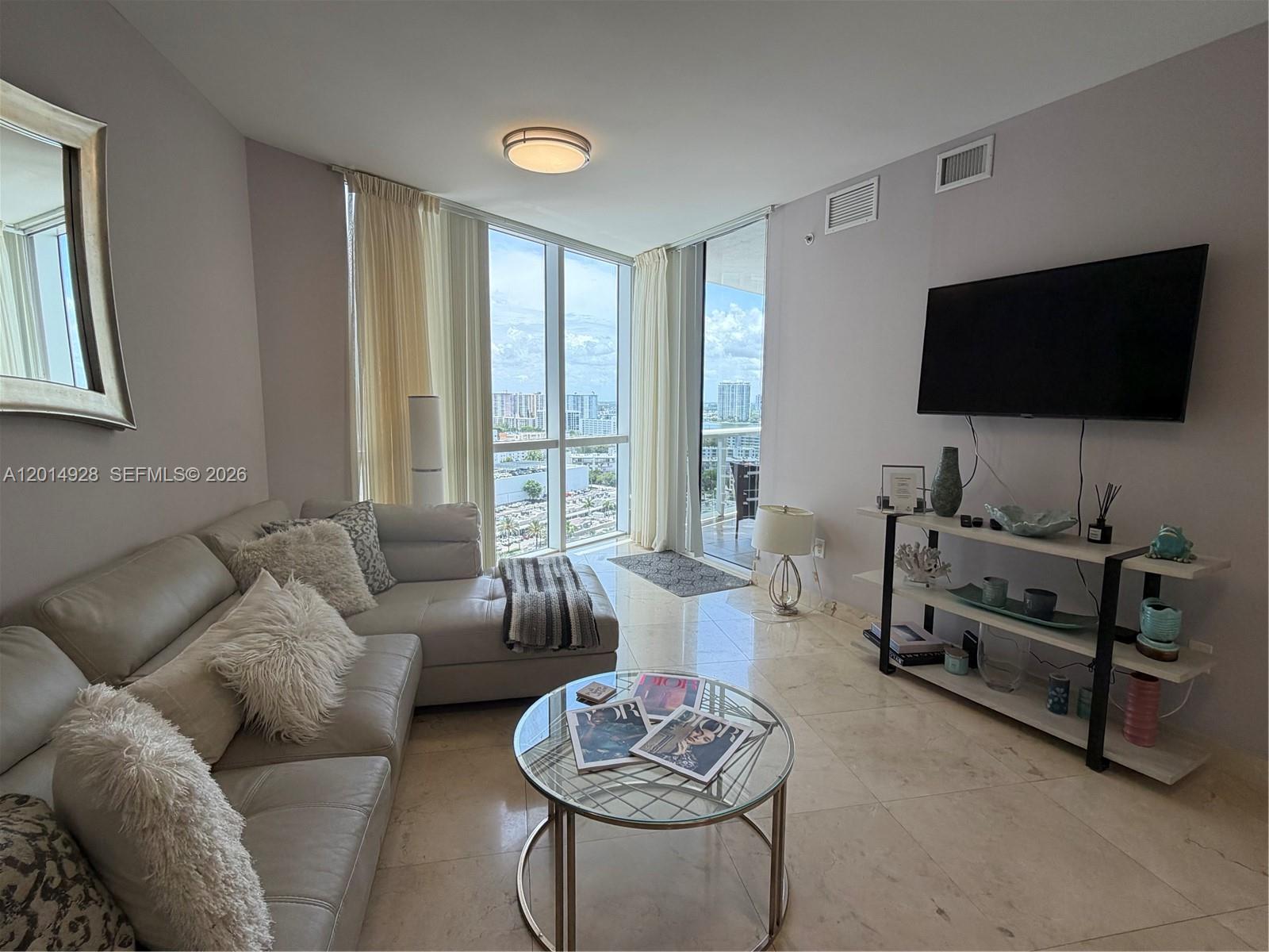 18201 Collins Ave #1908, Sunny Isles Beach FL 33160