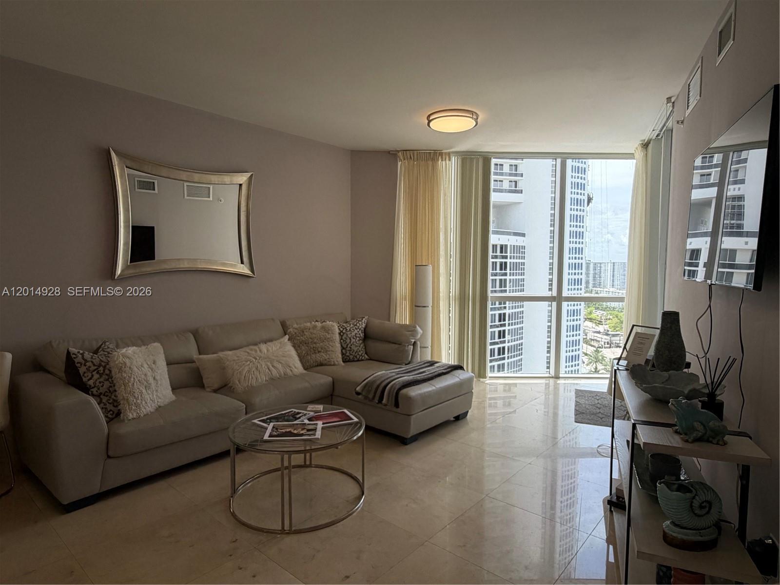 18201 Collins Ave #1908, Sunny Isles Beach FL 33160