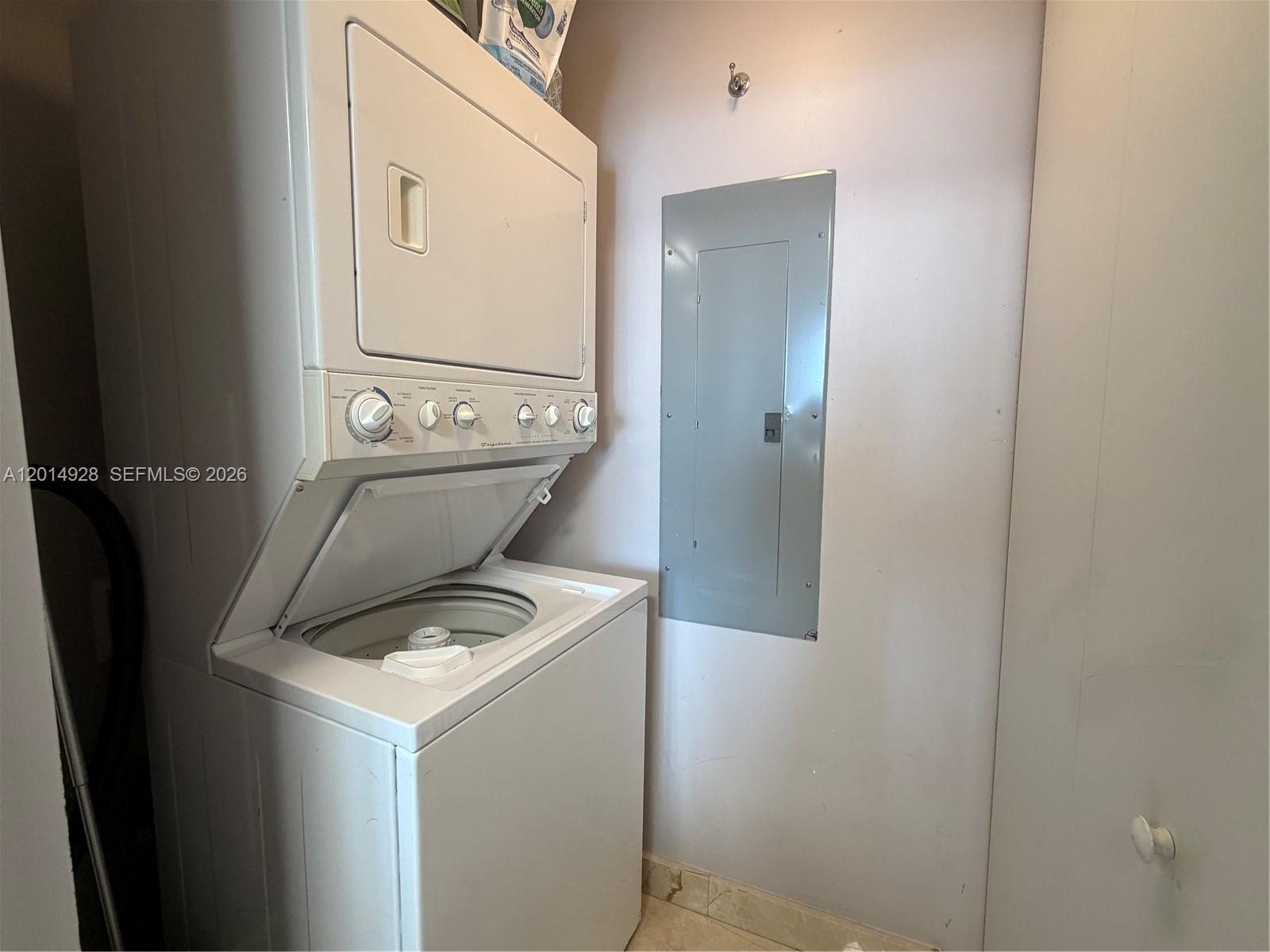 18201 Collins Ave #1908, Sunny Isles Beach FL 33160
