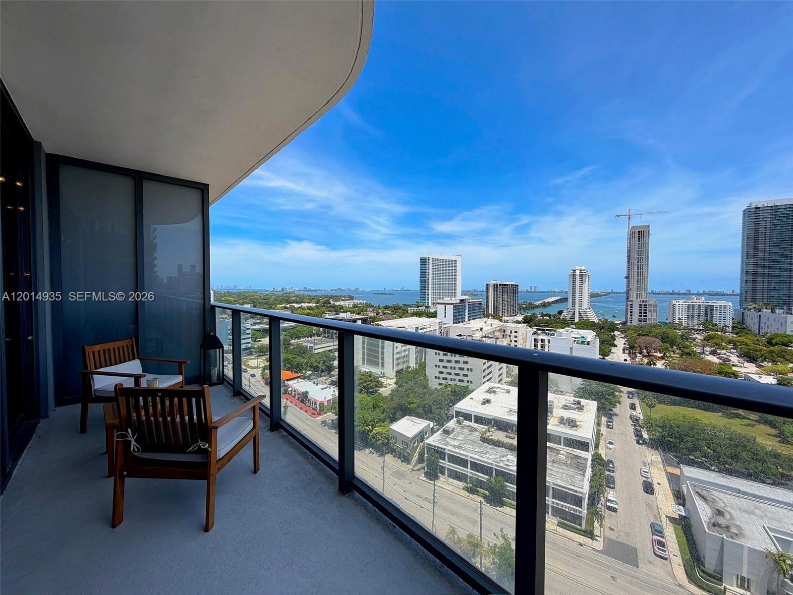 121 NE 34th St #1605, Miami FL 33137