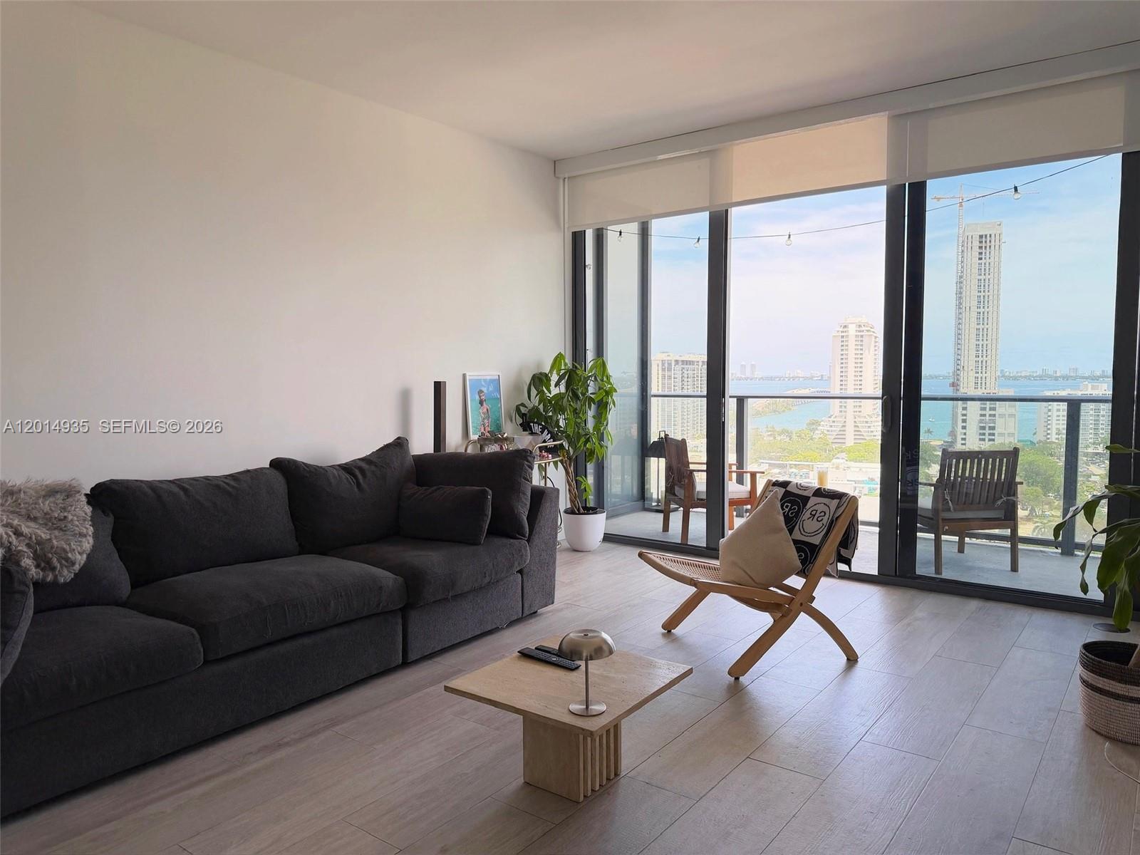 121 NE 34th St #1605, Miami FL 33137