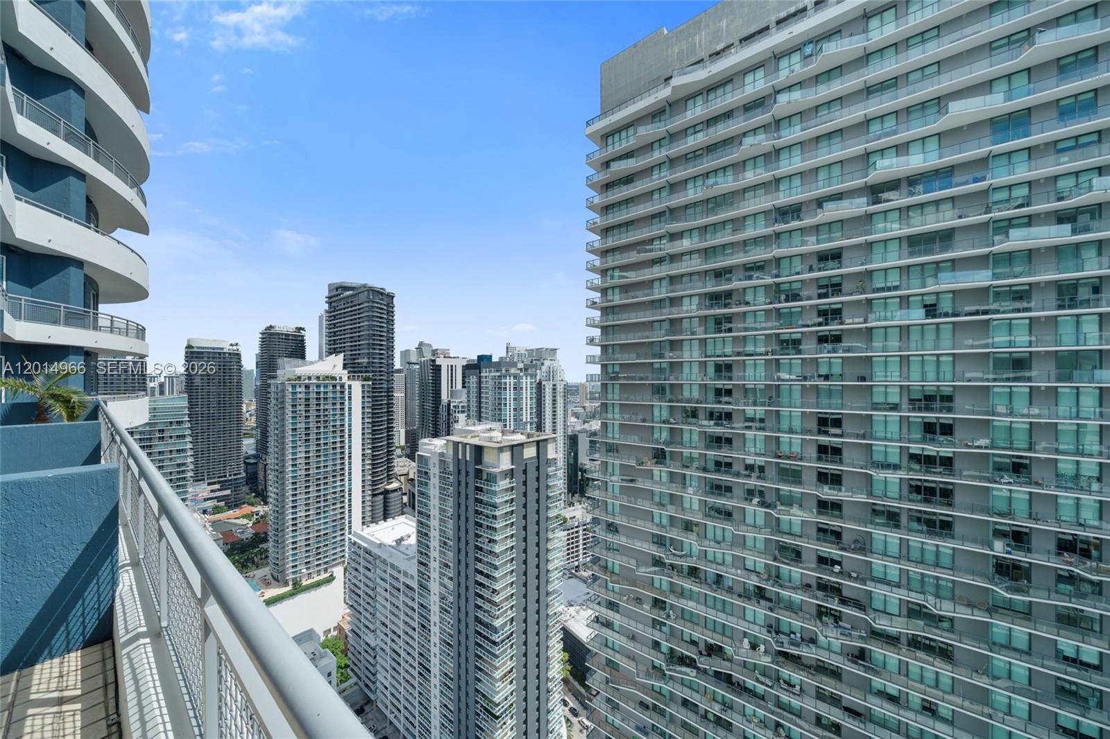 60 SW 13th St #4008, Miami FL 33130
