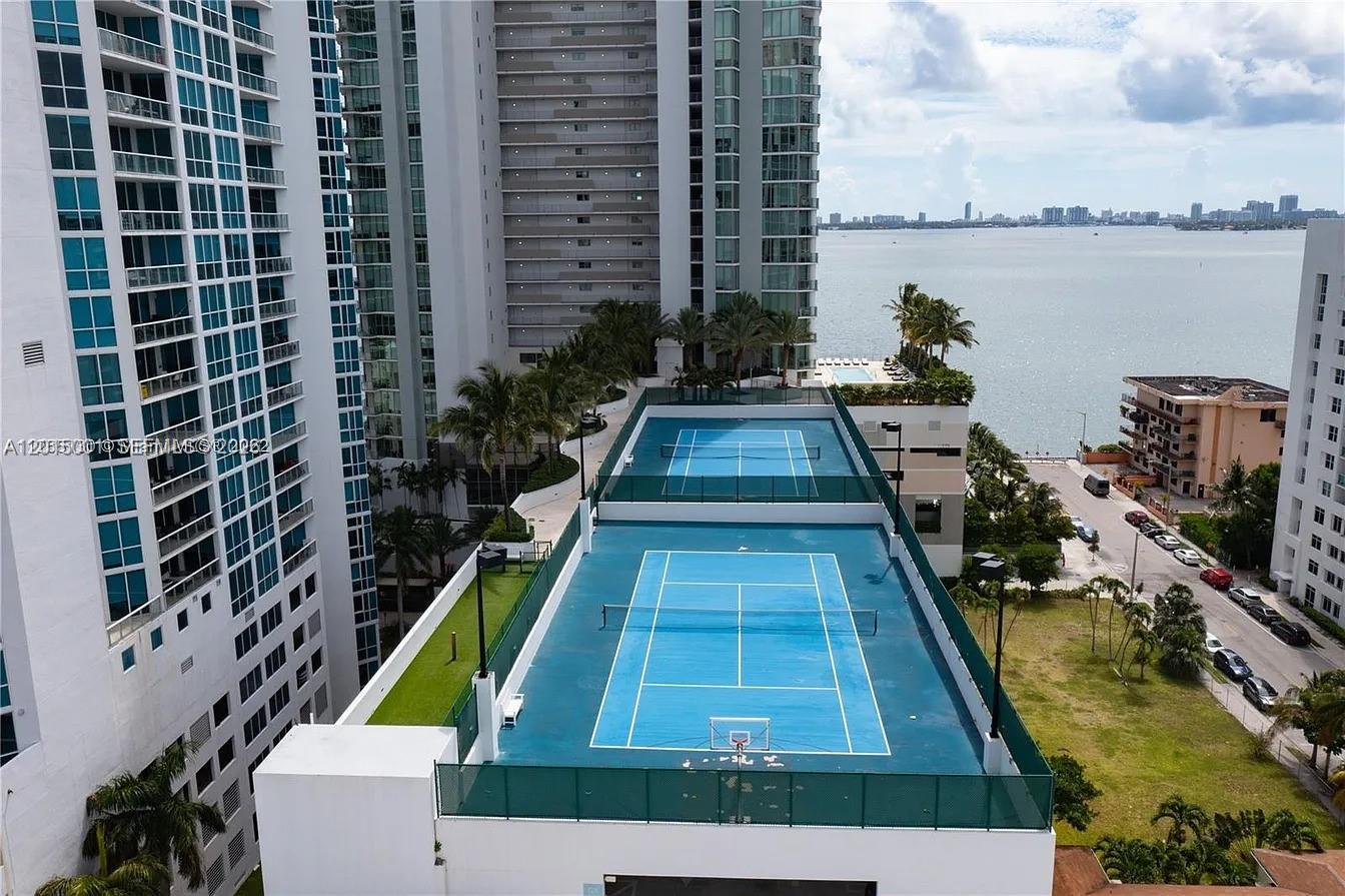 2900 NE 7th Ave #3207, Miami FL 33137