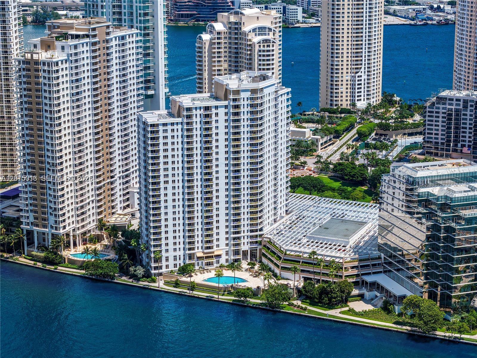 701 Brickell Key Blvd #2511, Miami FL 33131