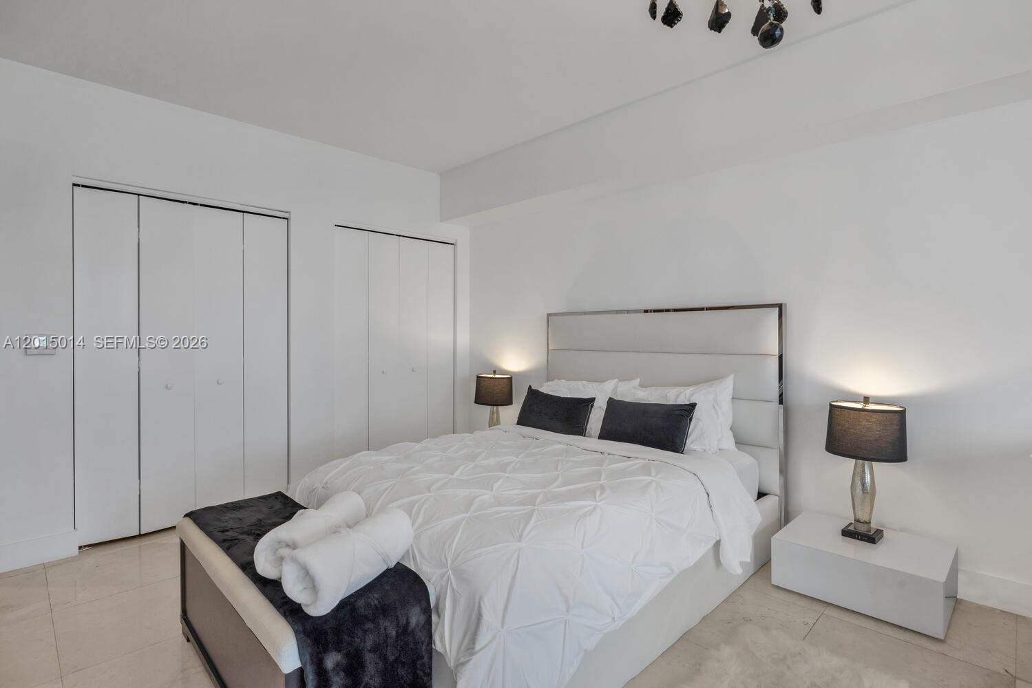 475 Brickell Ave #2610, Miami FL 33131