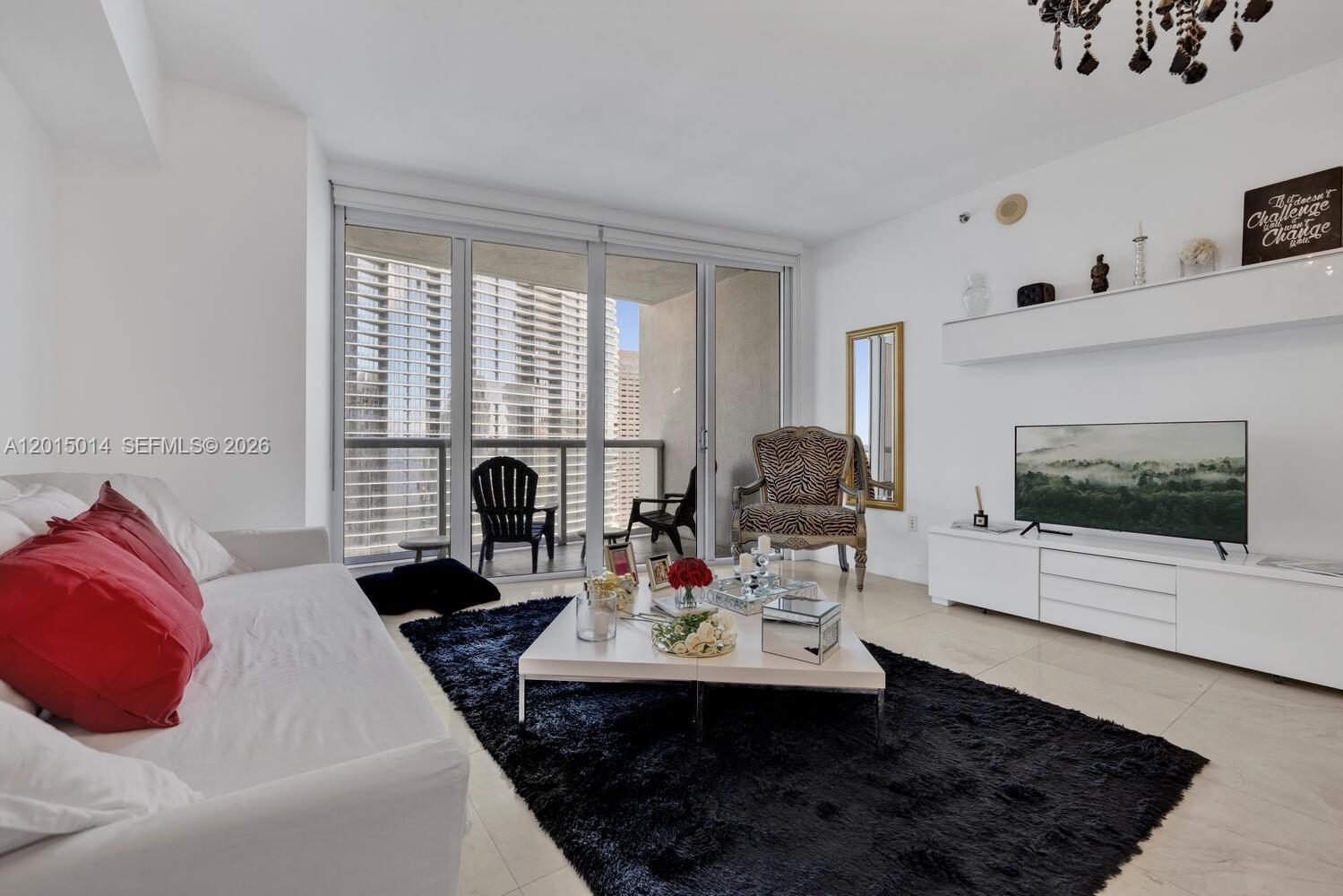 475 Brickell Ave #2610, Miami FL 33131