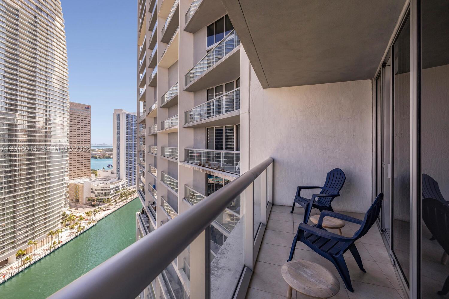 475 Brickell Ave #2610, Miami FL 33131
