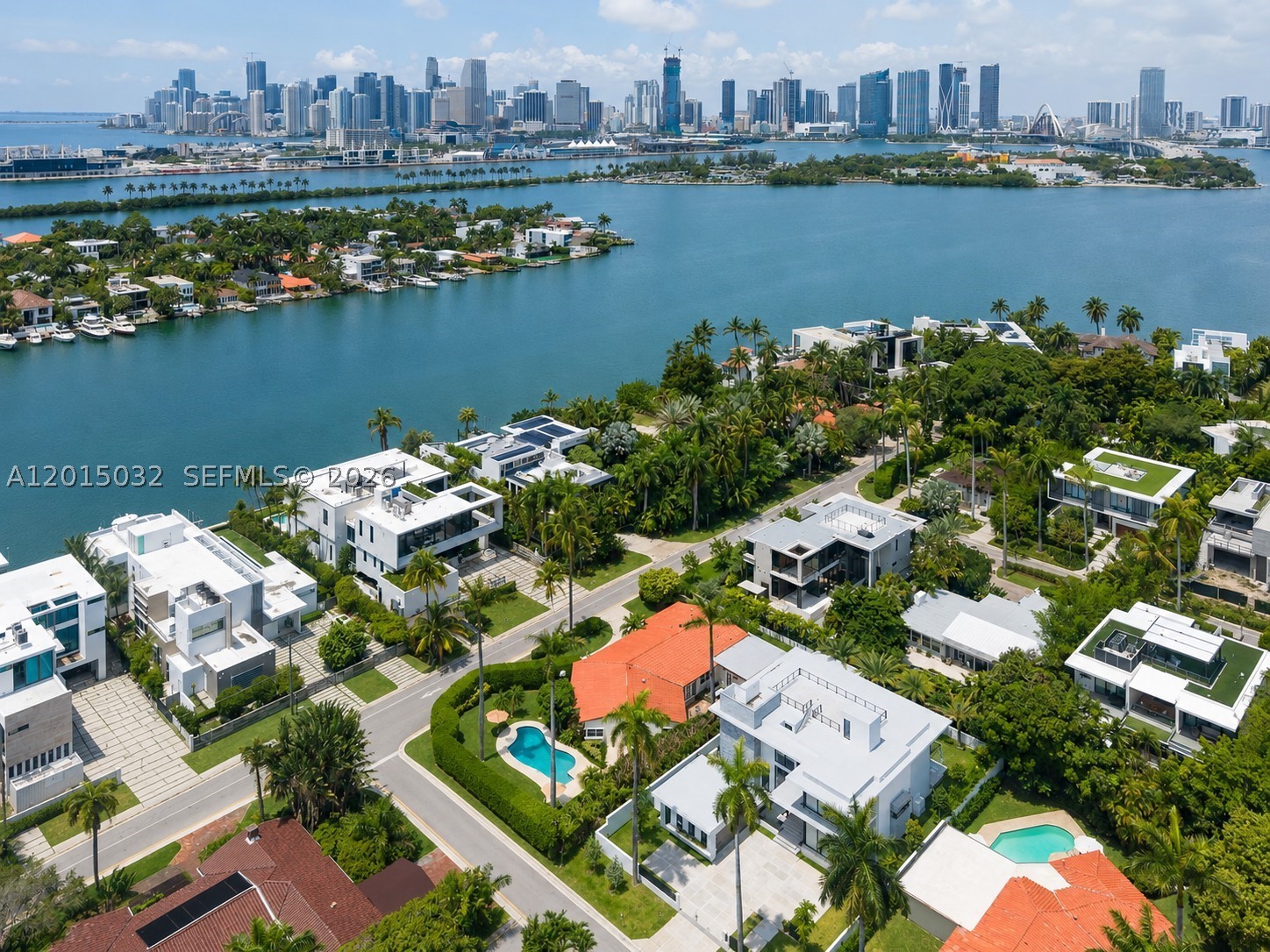 363 S Hibiscus Dr, Miami Beach FL 33139