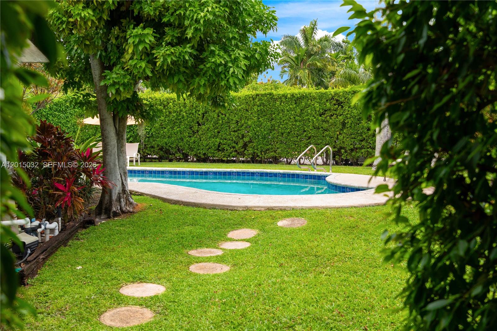 363 S Hibiscus Dr, Miami Beach FL 33139