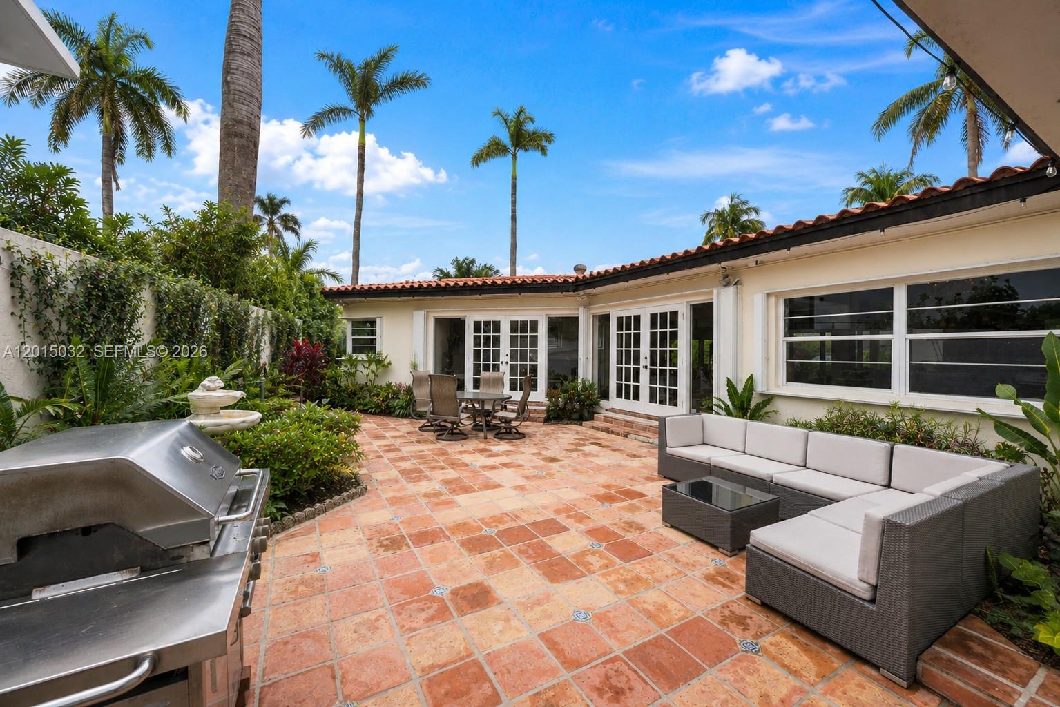 363 S Hibiscus Dr, Miami Beach FL 33139