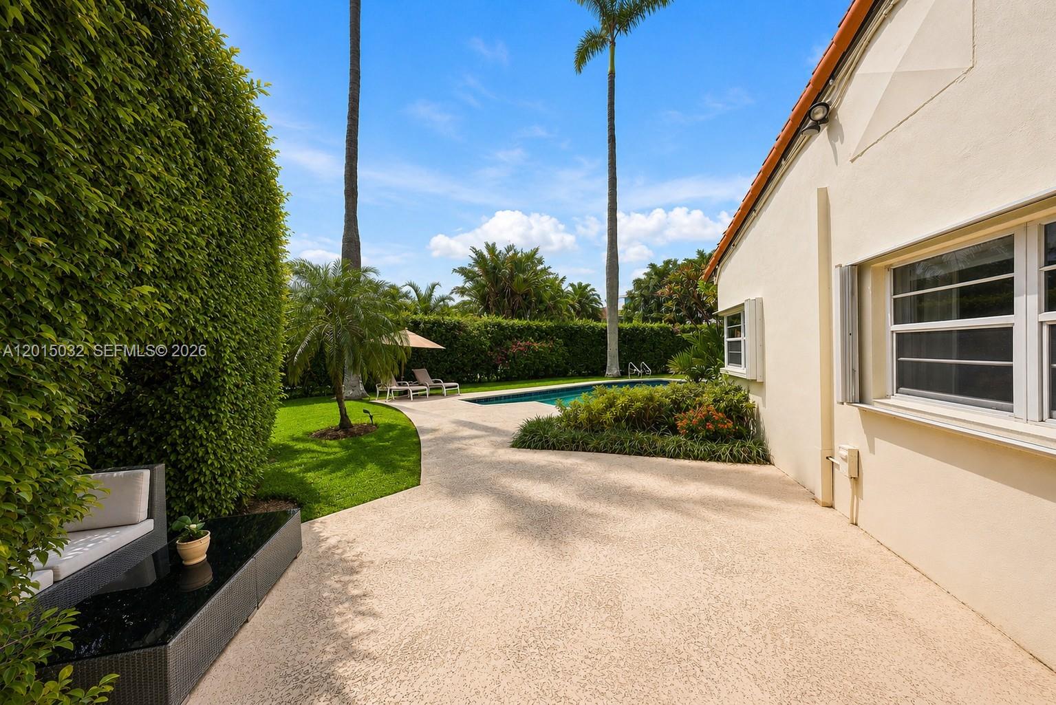 363 S Hibiscus Dr, Miami Beach FL 33139
