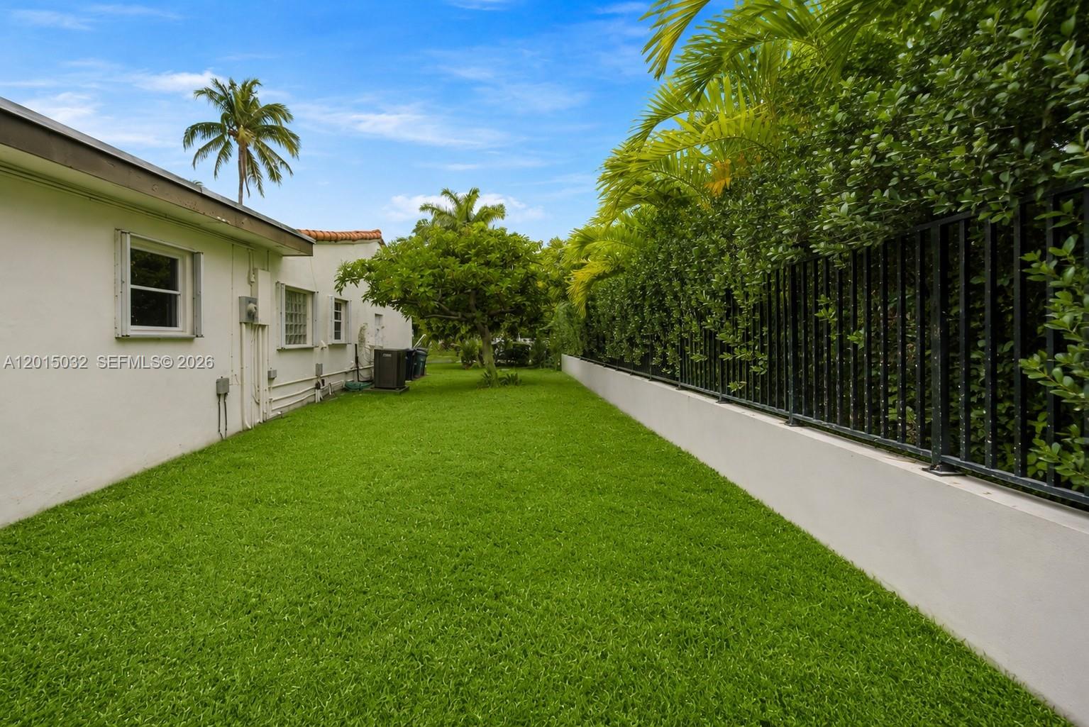 363 S Hibiscus Dr, Miami Beach FL 33139