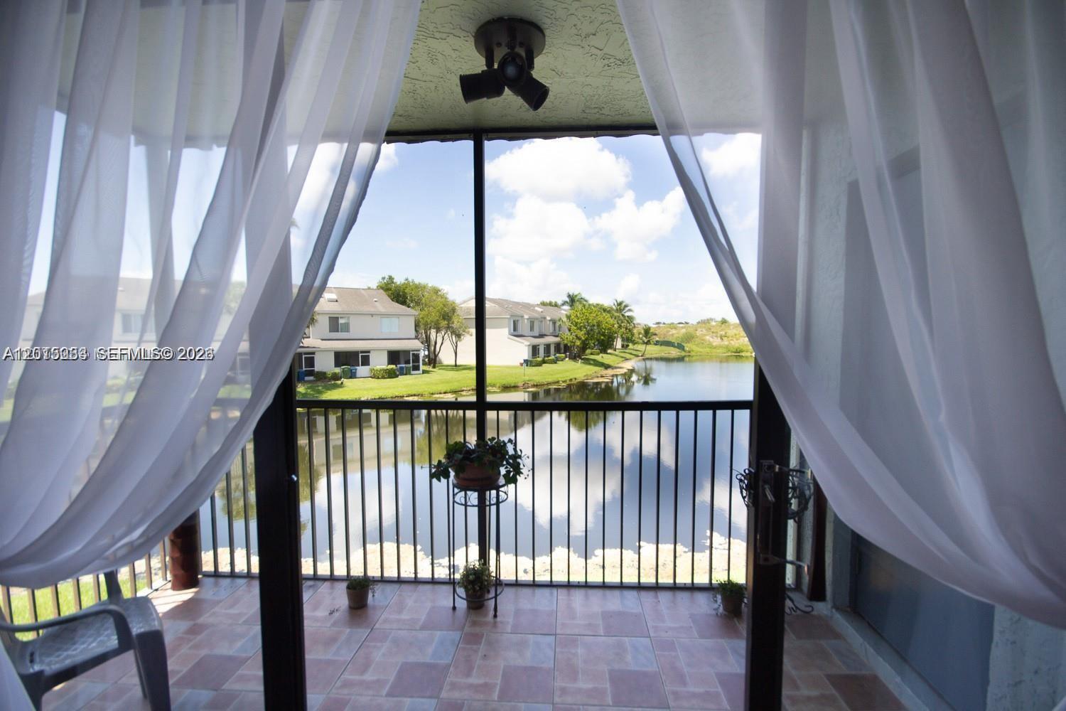 16561 Blatt Blvd #201, Weston FL 33326