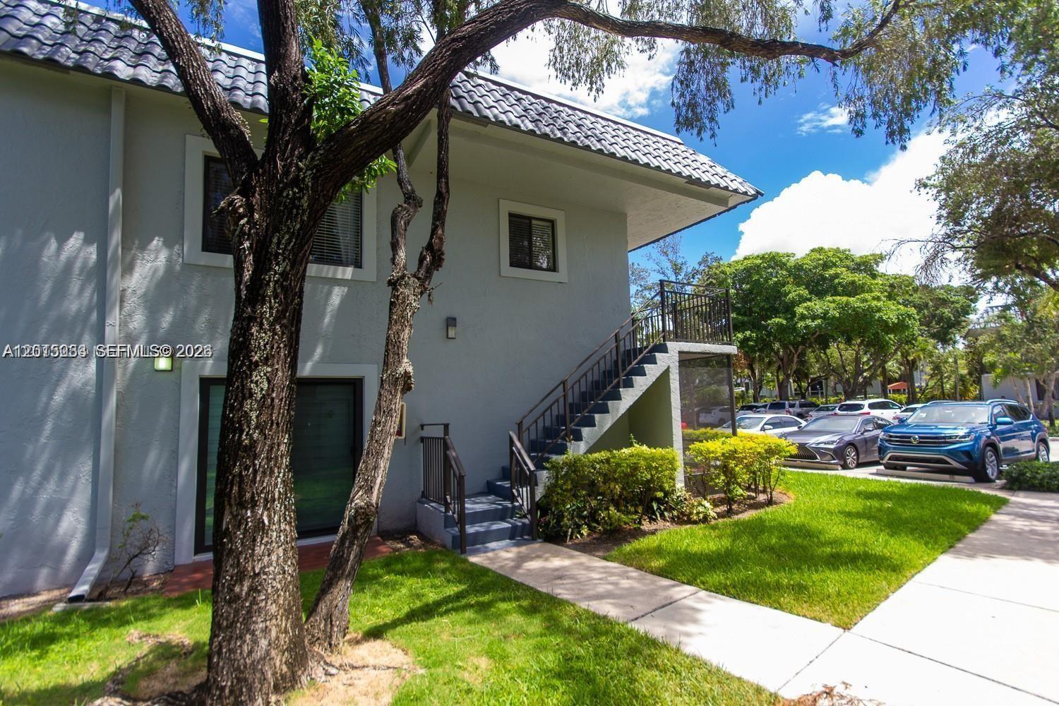 16561 Blatt Blvd #201, Weston FL 33326