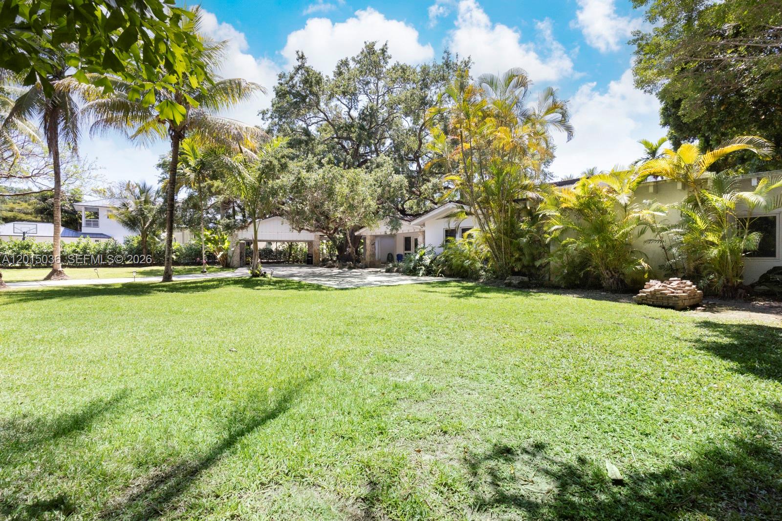 5340 Banyan Dr, Coral Gables FL 33156