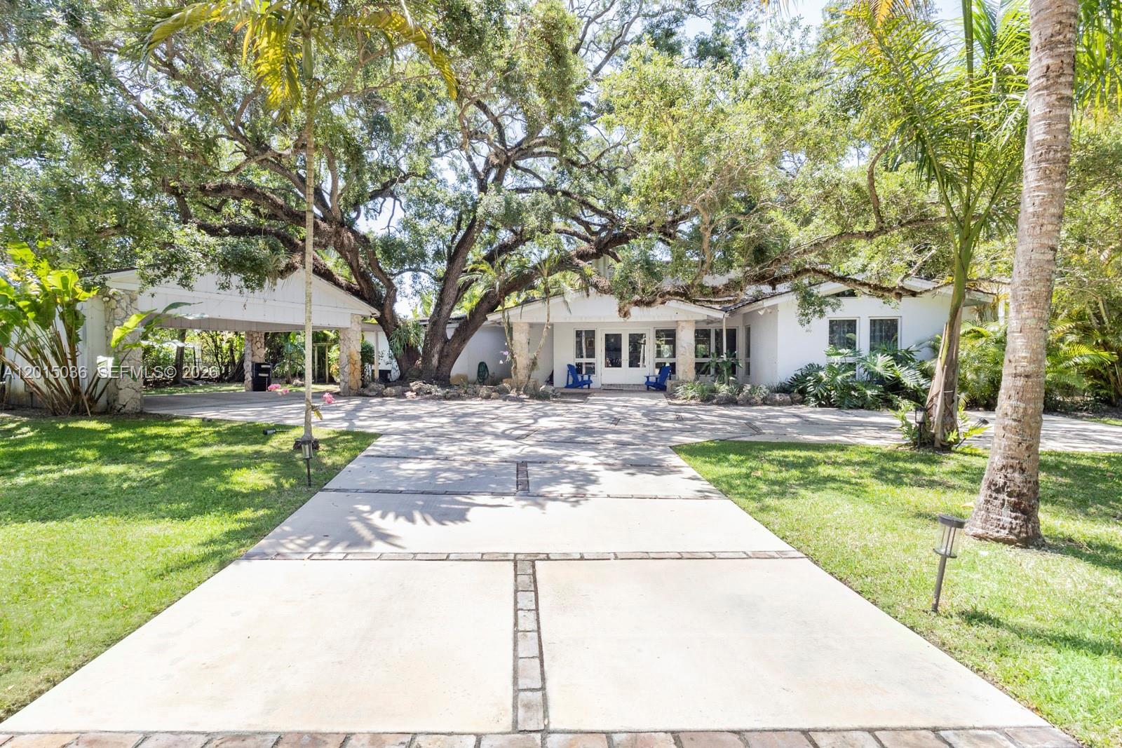 5340 Banyan Dr, Coral Gables FL 33156
