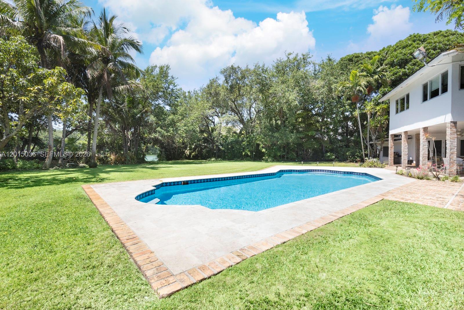 5340 Banyan Dr, Coral Gables FL 33156