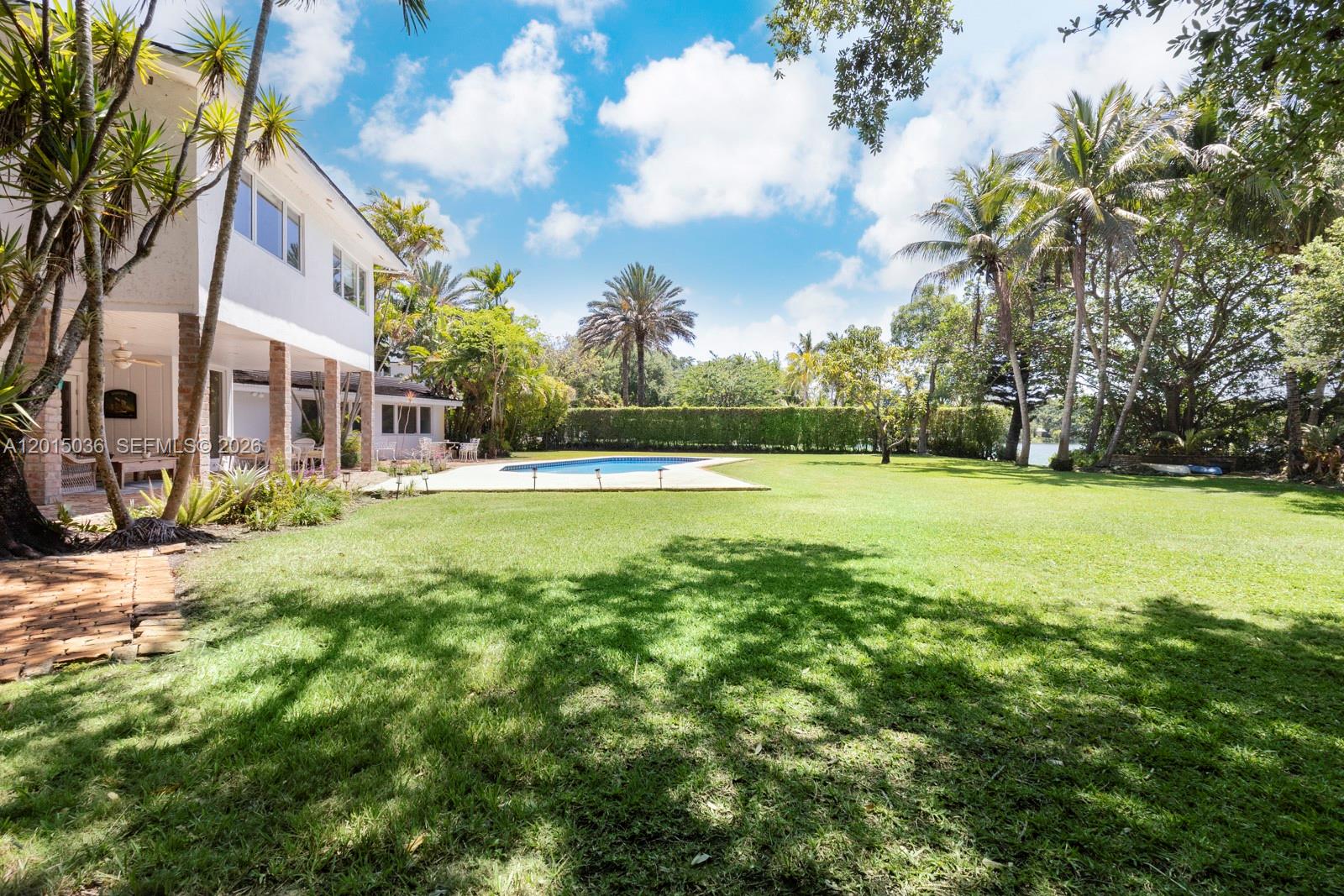 5340 Banyan Dr, Coral Gables FL 33156
