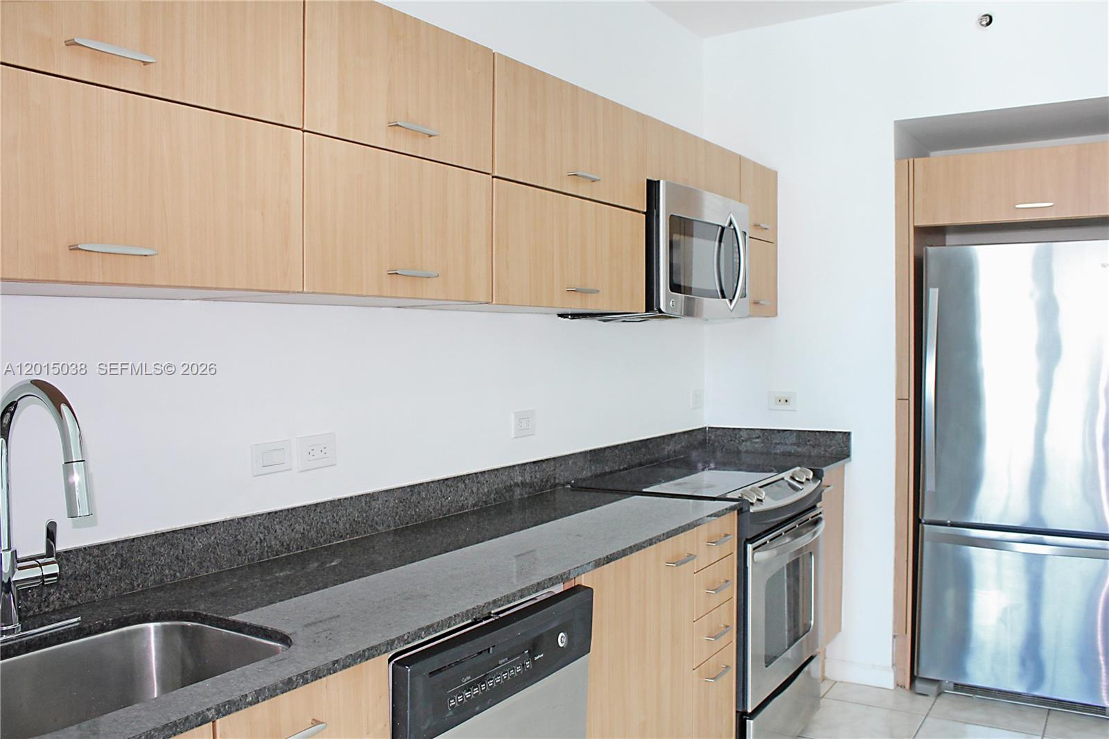 350 S Miami Ave #2713, Miami FL 33130