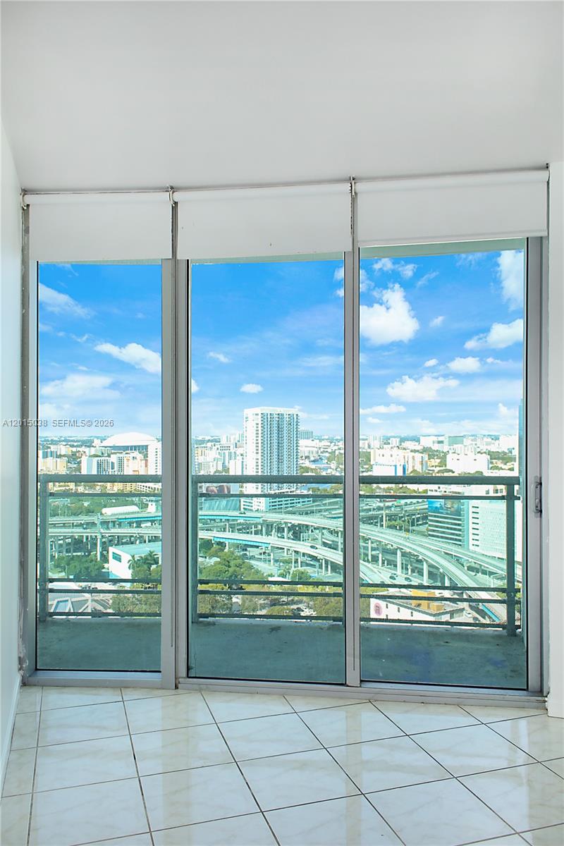350 S Miami Ave #2713, Miami FL 33130