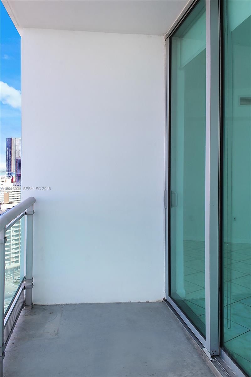 350 S Miami Ave #2713, Miami FL 33130
