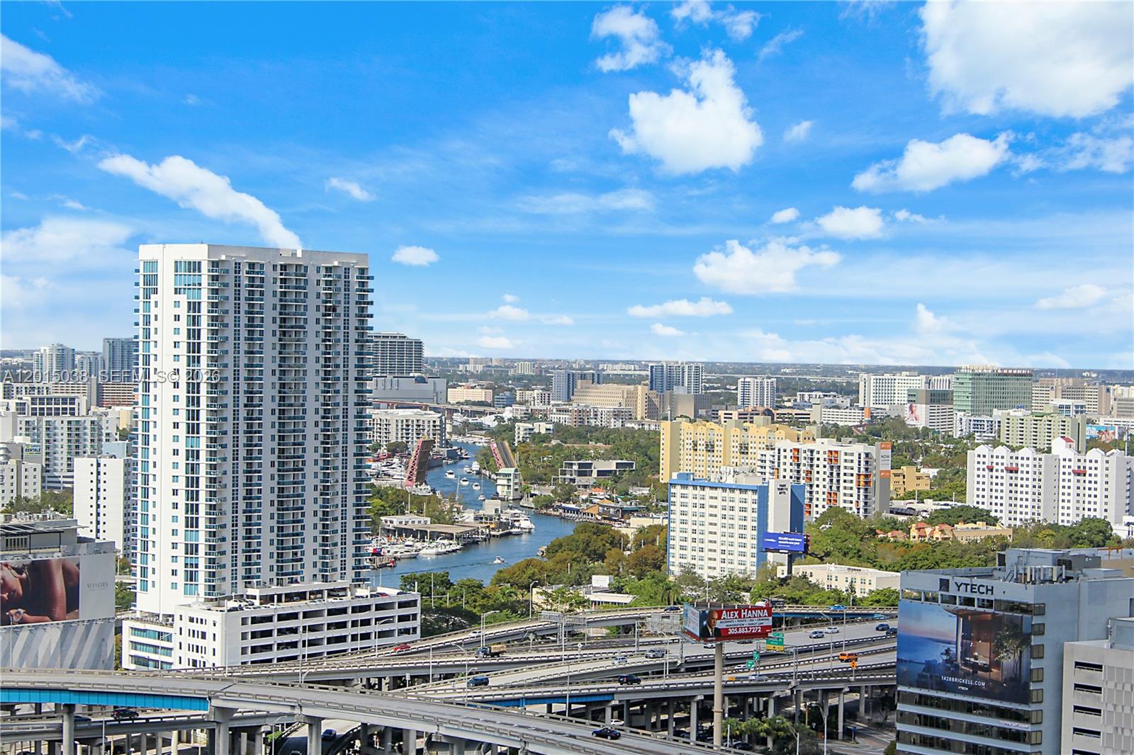350 S Miami Ave #2713, Miami FL 33130