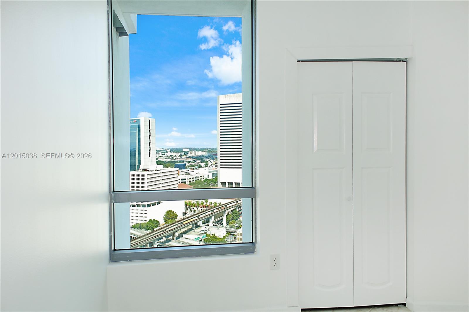 350 S Miami Ave #2713, Miami FL 33130
