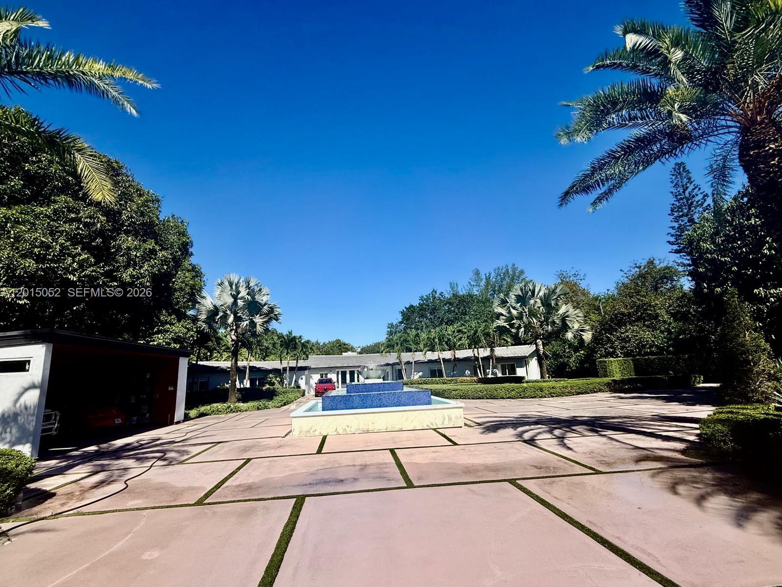 5250 SW 62nd Ave, Miami FL 33155