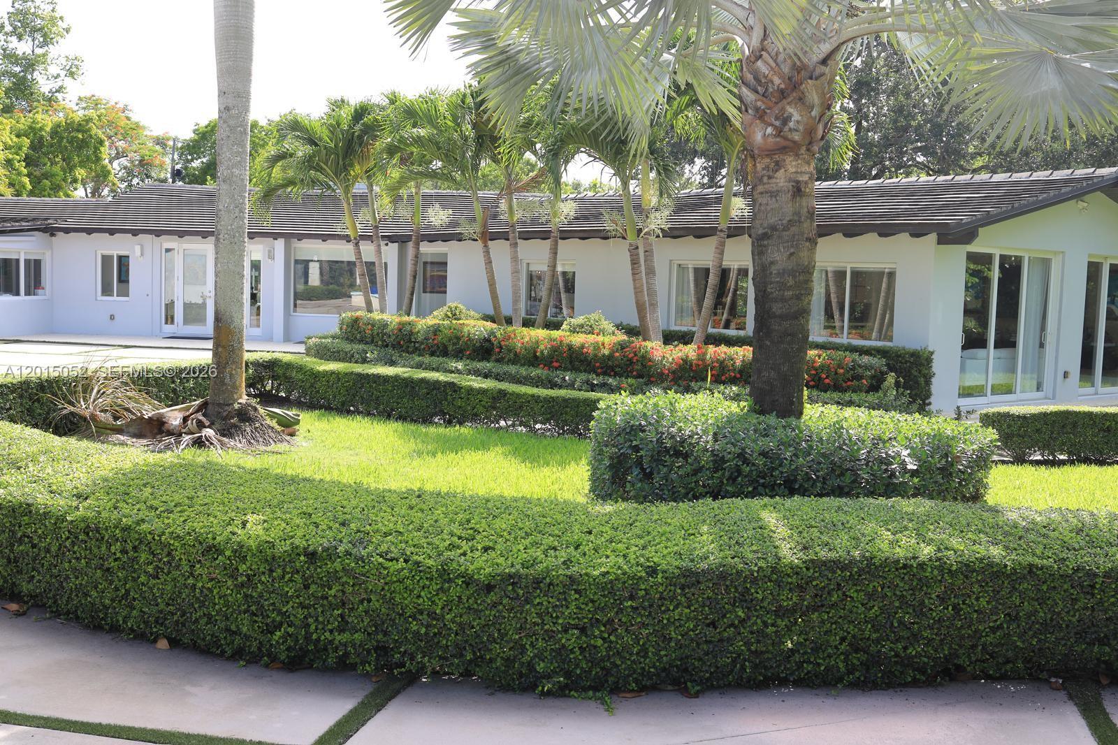 5250 SW 62nd Ave, Miami FL 33155
