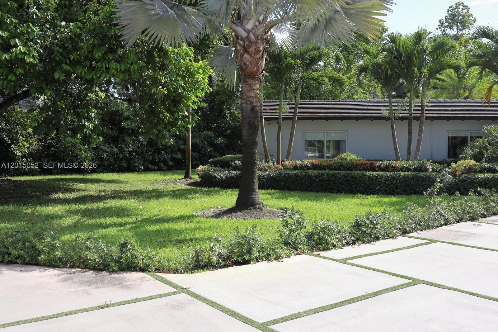 5250 SW 62nd Ave, Miami FL 33155