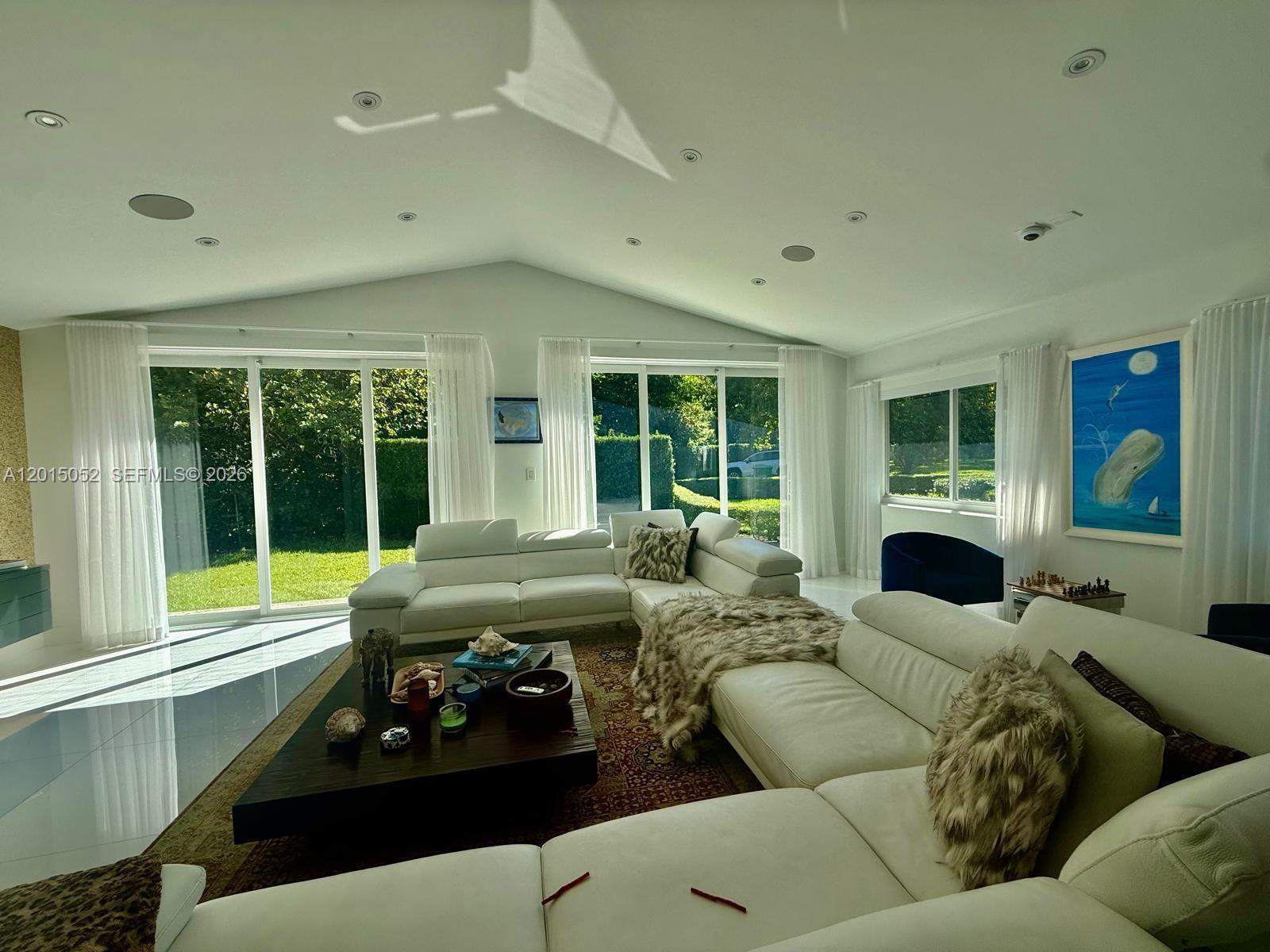 5250 SW 62nd Ave, Miami FL 33155