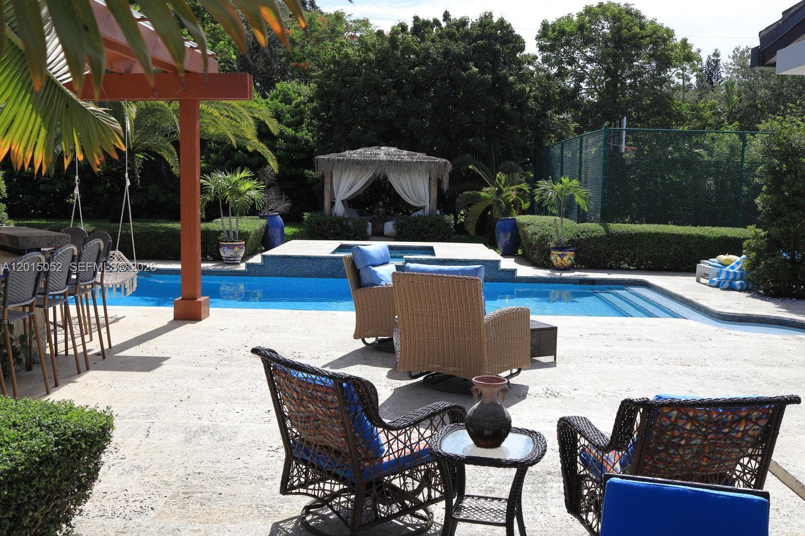 5250 SW 62nd Ave, Miami FL 33155